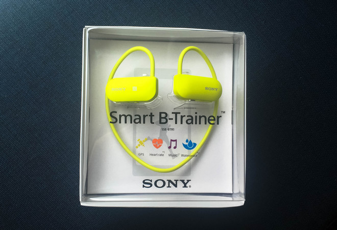 Sony Smart-B Trainer, máy nghe nhạc cho người chạy bộ