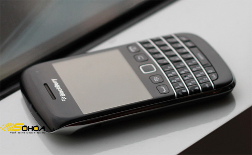 Đánh giá BlackBerry Bold 9790