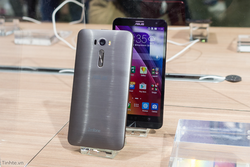 [Computex 2015] Trên tay ASUS ZenFone 2 màn hình 6": 720p, lấy nét bằng laser