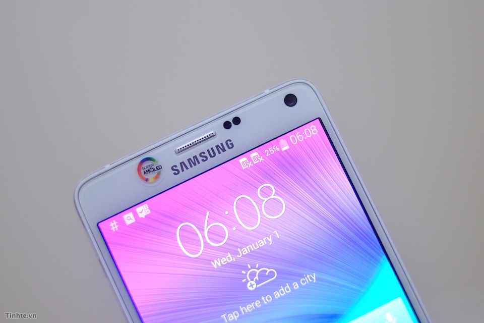 Trên tay Galaxy Note 4 hai SIM, CPU Snapdragon 805, giá đắt hơn