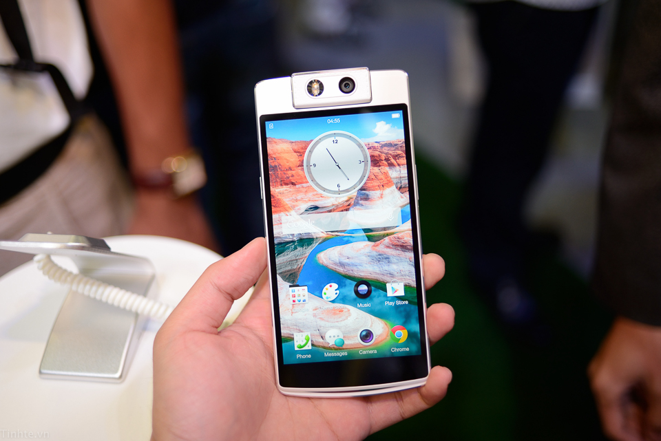 Trên tay Oppo N3: camera tự xoay, ống kính Schneider Kreuznach