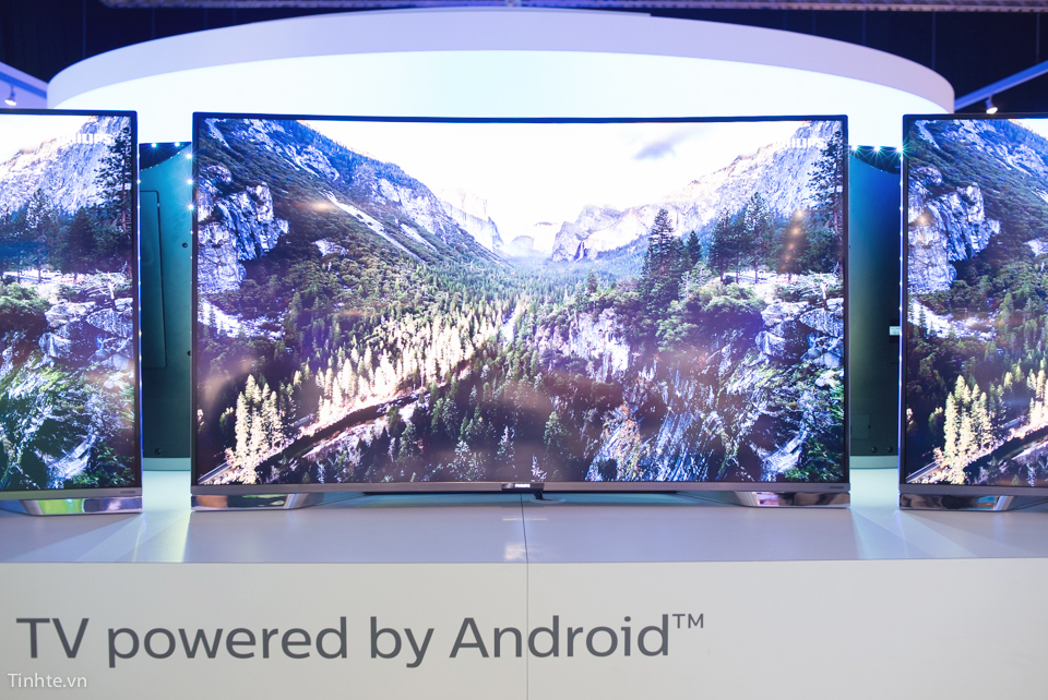 [IFA 2014] TV cong độ phân giải 4K chạy Android của Philips, có đèn chiếu nền phía sauIFA 2014] TV cong độ phân giải 4K chạy Android của Philips, có đèn chiếu nền ph