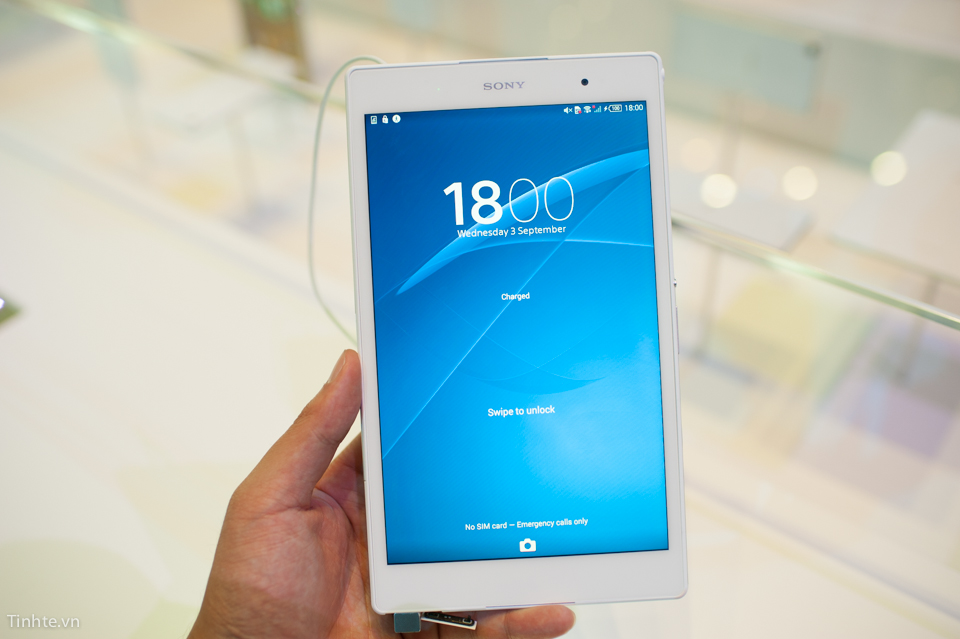 [IFA 2014] Trên tay Sony Tablet Z3 compact: siêu mỏng và siêu nhẹ