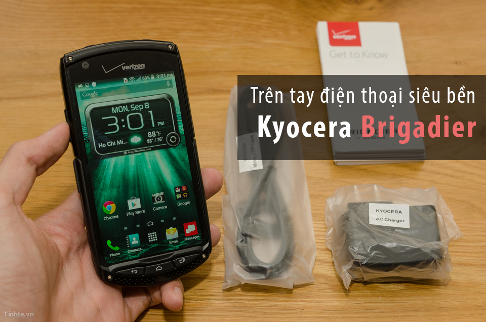 [Trên tay] Kyocera Brigadier: siêu bền, không loa thoại truyền thống, kính sapphire