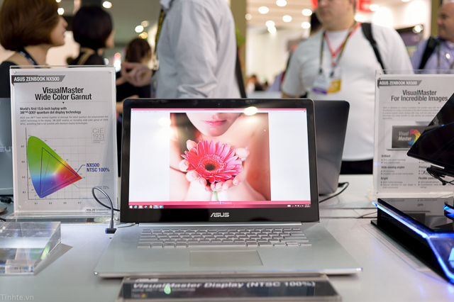 [Computex 2014] Trên tay Asus Zenbook NX500: laptop 4K với màn hình dùng chấm lượng tử