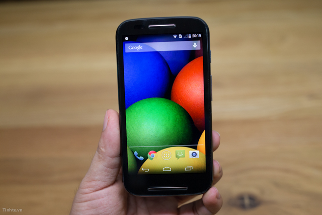 [Đập hộp] Moto E: đàn em của Moto G, chip Snapdragon 200, không có Slow-Motion